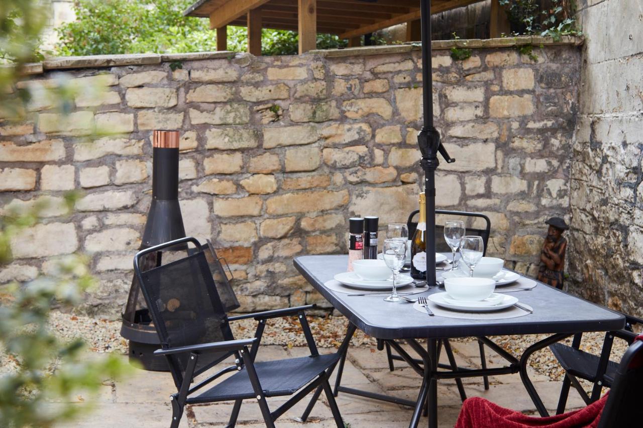 Wonderful Apartment In Bath With Garden - Sleeps 8 Zewnętrze zdjęcie