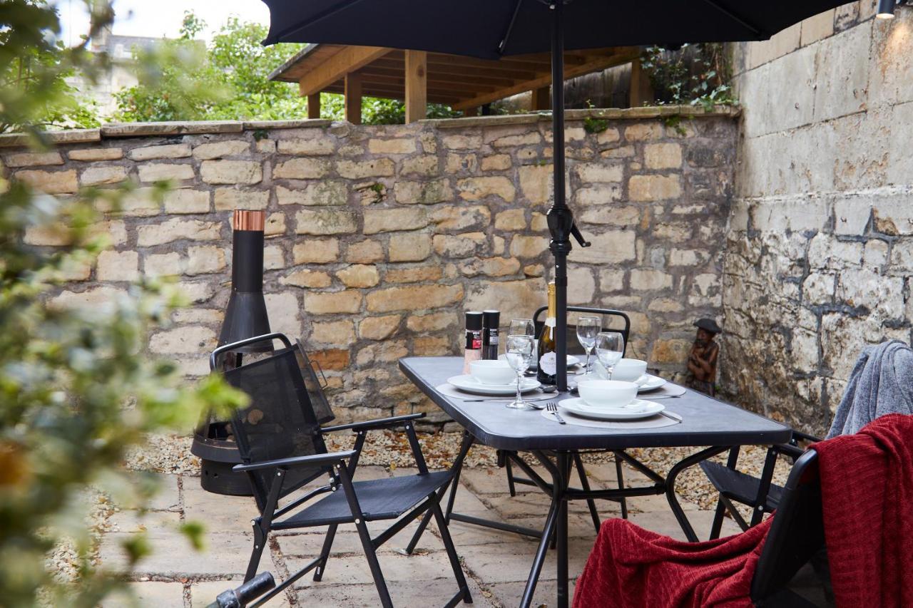 Wonderful Apartment In Bath With Garden - Sleeps 8 Zewnętrze zdjęcie