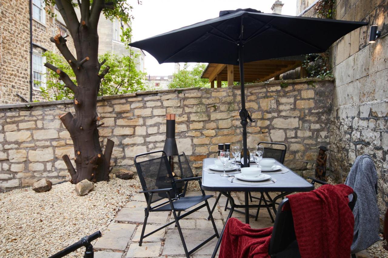 Wonderful Apartment In Bath With Garden - Sleeps 8 Zewnętrze zdjęcie