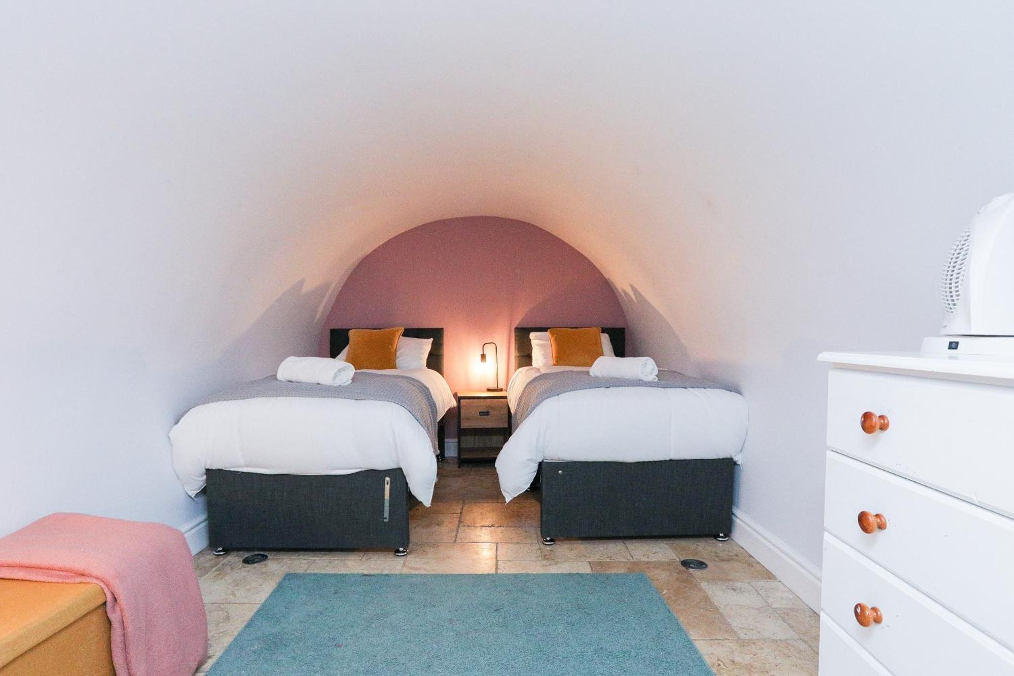 Wonderful Apartment In Bath With Garden - Sleeps 8 Zewnętrze zdjęcie